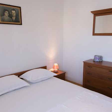 Apartments Ivica - 150M From Sea Трогир Екстериор снимка