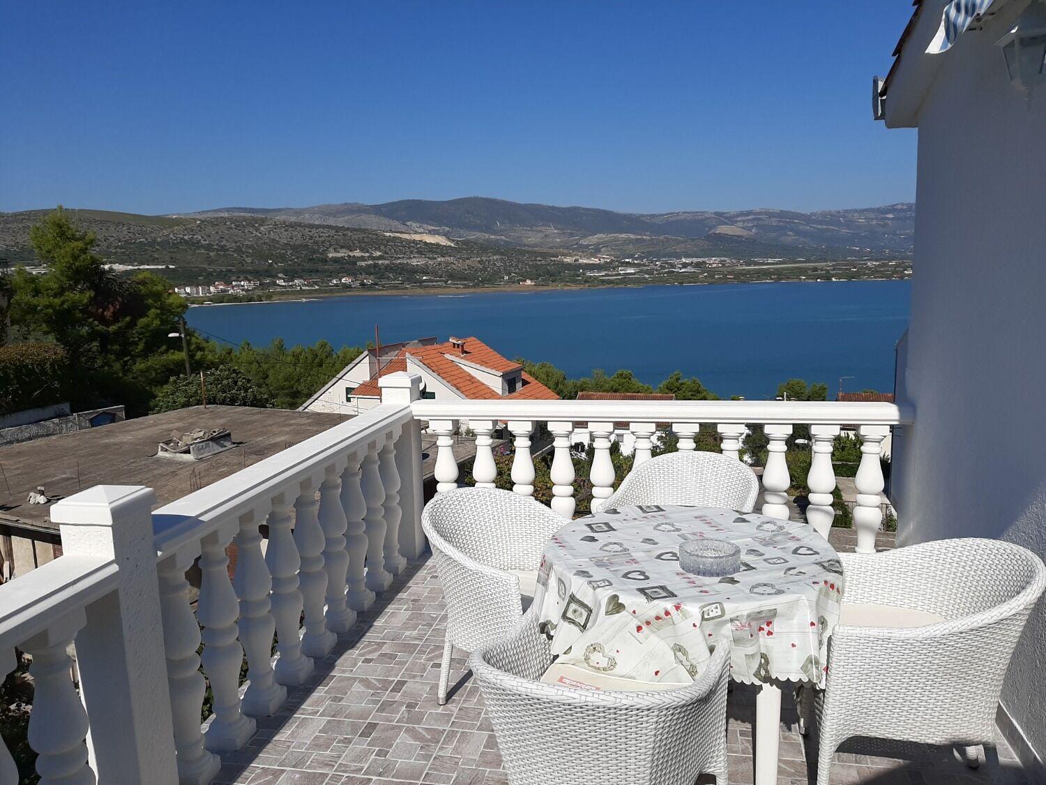 Apartments Ivica - 150M From Sea Трогир Екстериор снимка
