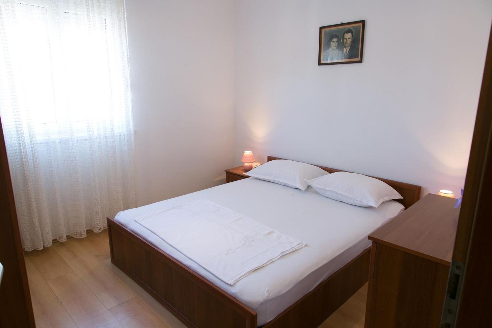 Apartments Ivica - 150M From Sea Трогир Екстериор снимка