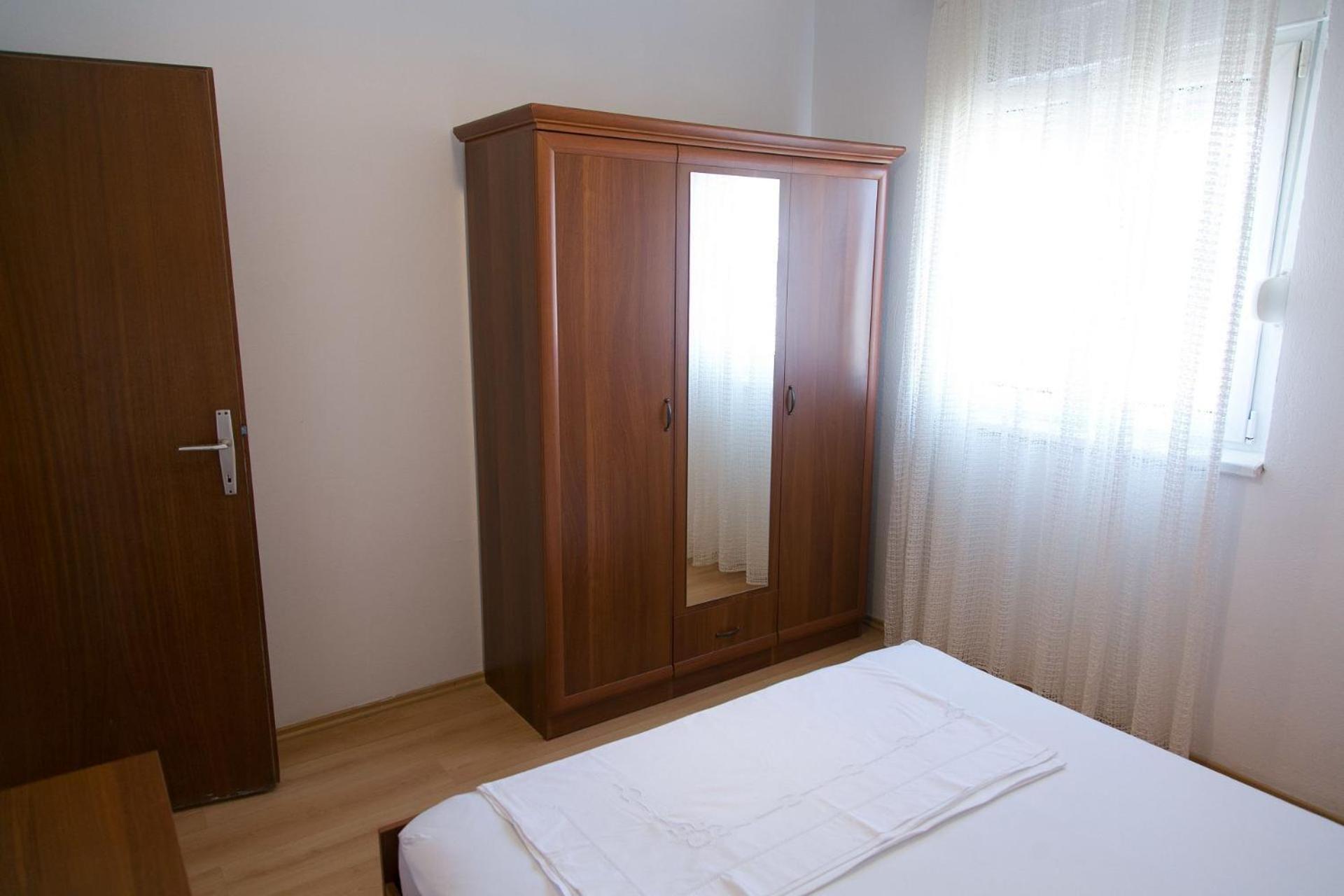 Apartments Ivica - 150M From Sea Трогир Екстериор снимка