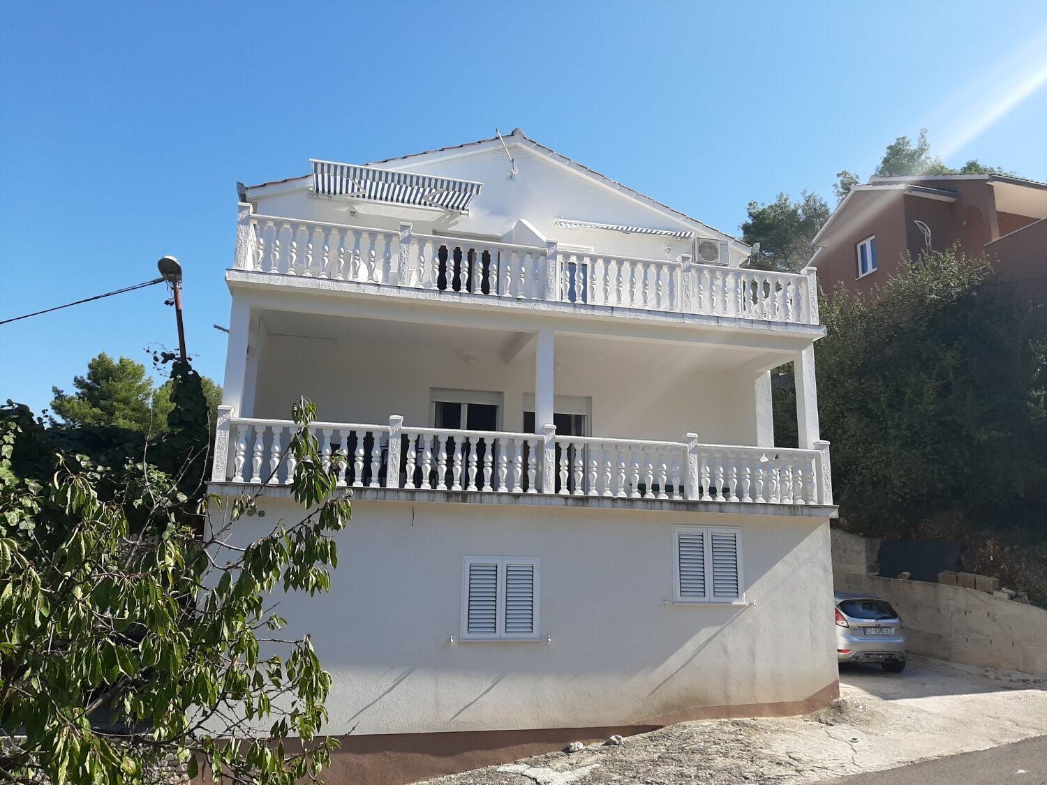 Apartments Ivica - 150M From Sea Трогир Екстериор снимка