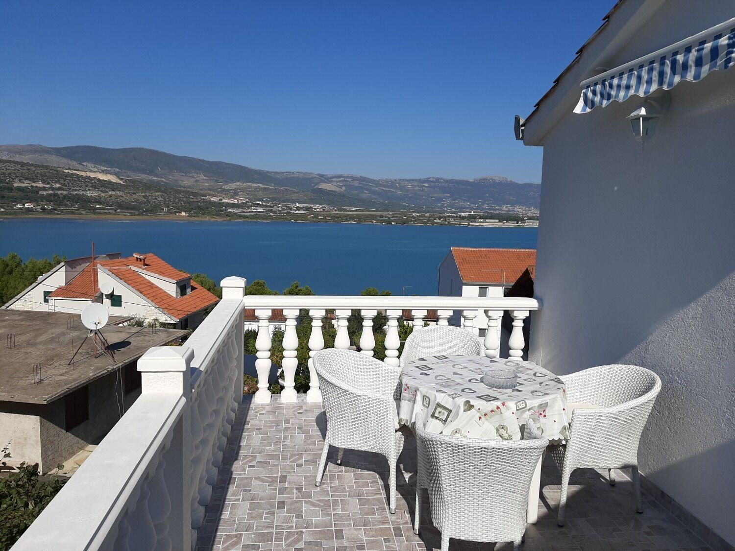 Apartments Ivica - 150M From Sea Трогир Екстериор снимка