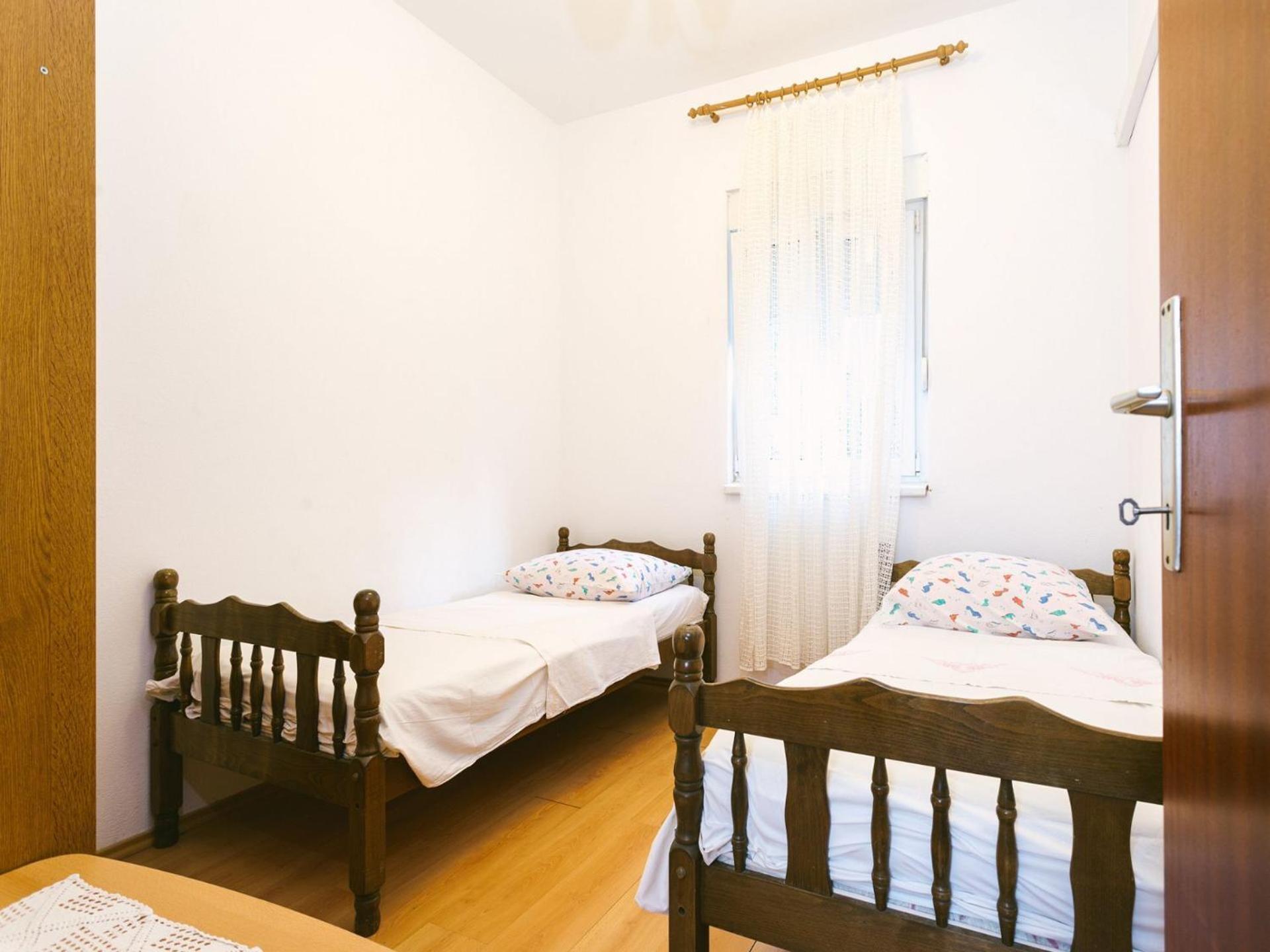 Apartments Ivica - 150M From Sea Трогир Екстериор снимка